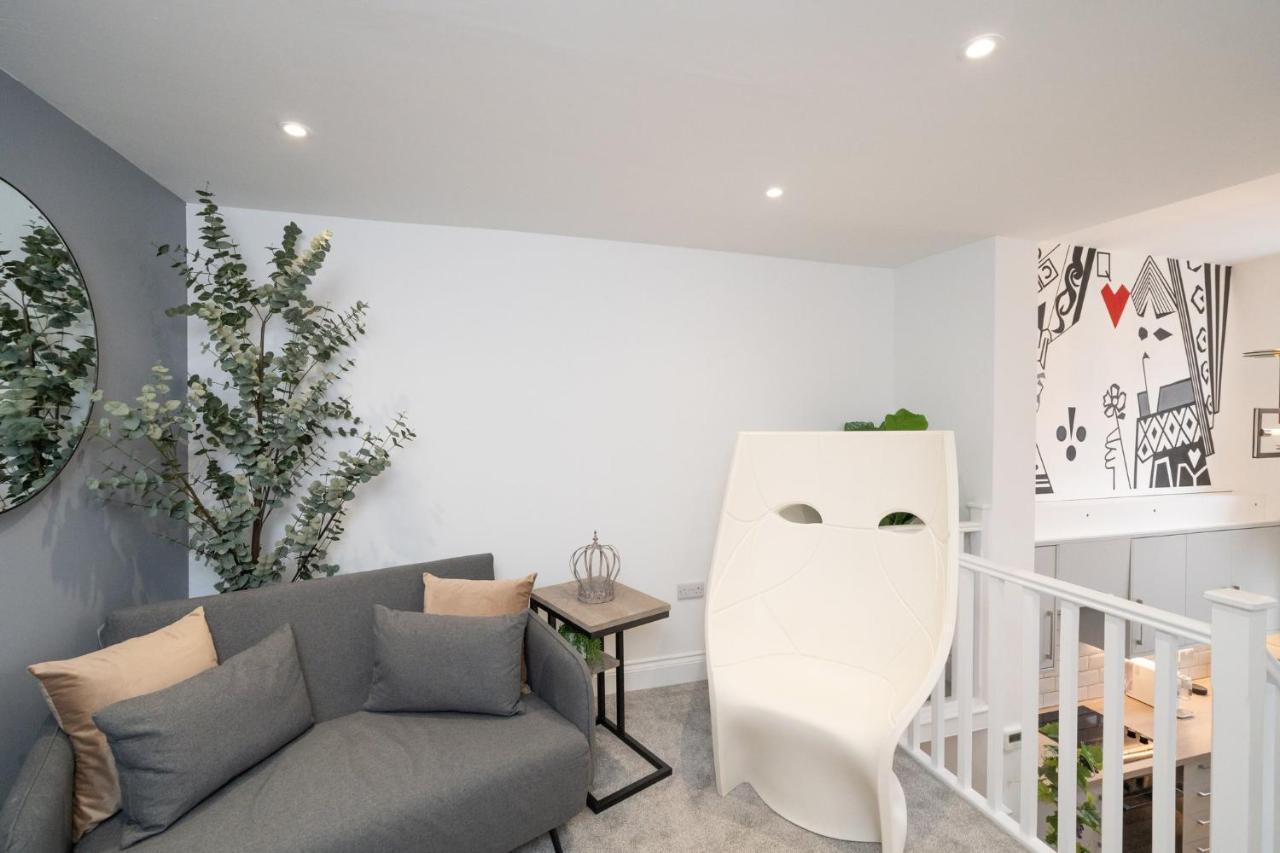 Ferienwohnung House Of Cards Royal Tunbridge Wells Exterior foto